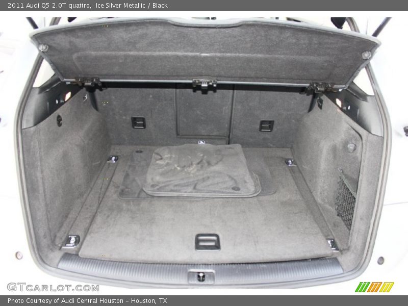 Ice Silver Metallic / Black 2011 Audi Q5 2.0T quattro