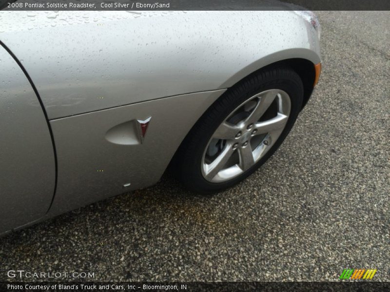 Cool Silver / Ebony/Sand 2008 Pontiac Solstice Roadster