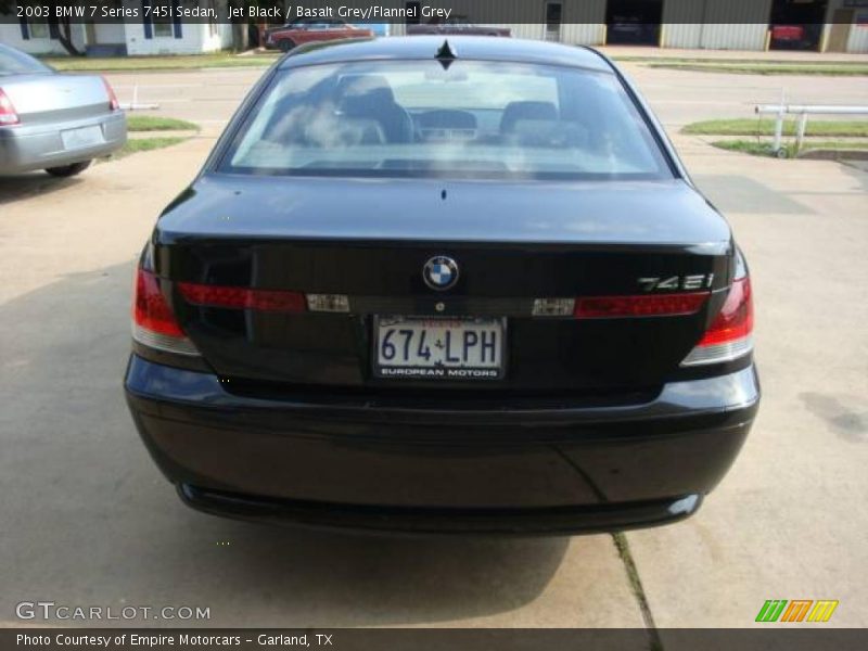 Jet Black / Basalt Grey/Flannel Grey 2003 BMW 7 Series 745i Sedan