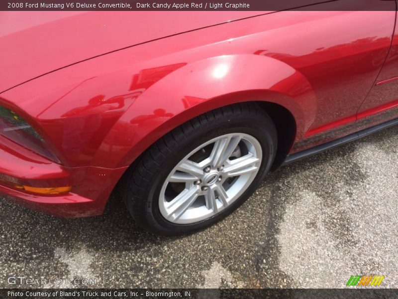 Dark Candy Apple Red / Light Graphite 2008 Ford Mustang V6 Deluxe Convertible