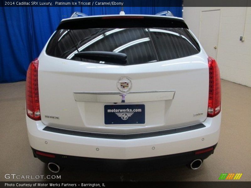 Platinum Ice Tricoat / Caramel/Ebony 2014 Cadillac SRX Luxury