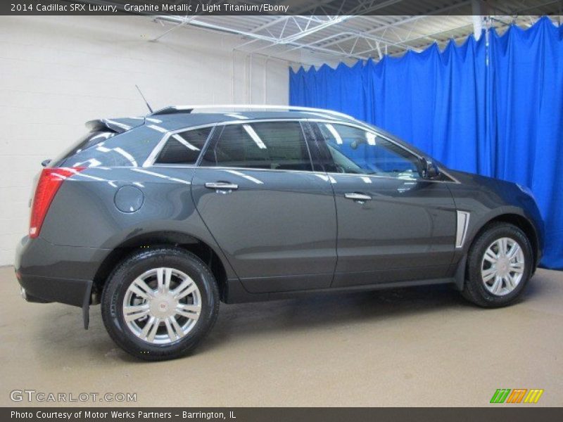 Graphite Metallic / Light Titanium/Ebony 2014 Cadillac SRX Luxury