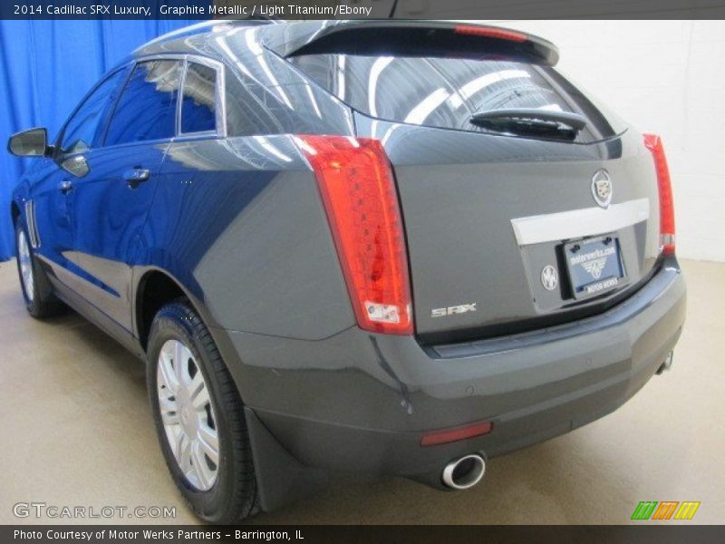 Graphite Metallic / Light Titanium/Ebony 2014 Cadillac SRX Luxury