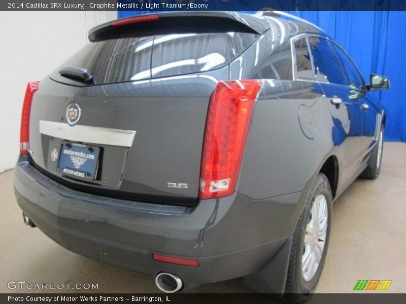 Graphite Metallic / Light Titanium/Ebony 2014 Cadillac SRX Luxury