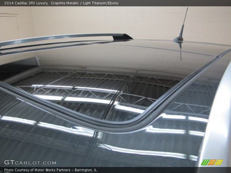 Graphite Metallic / Light Titanium/Ebony 2014 Cadillac SRX Luxury