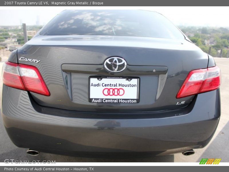 Magnetic Gray Metallic / Bisque 2007 Toyota Camry LE V6