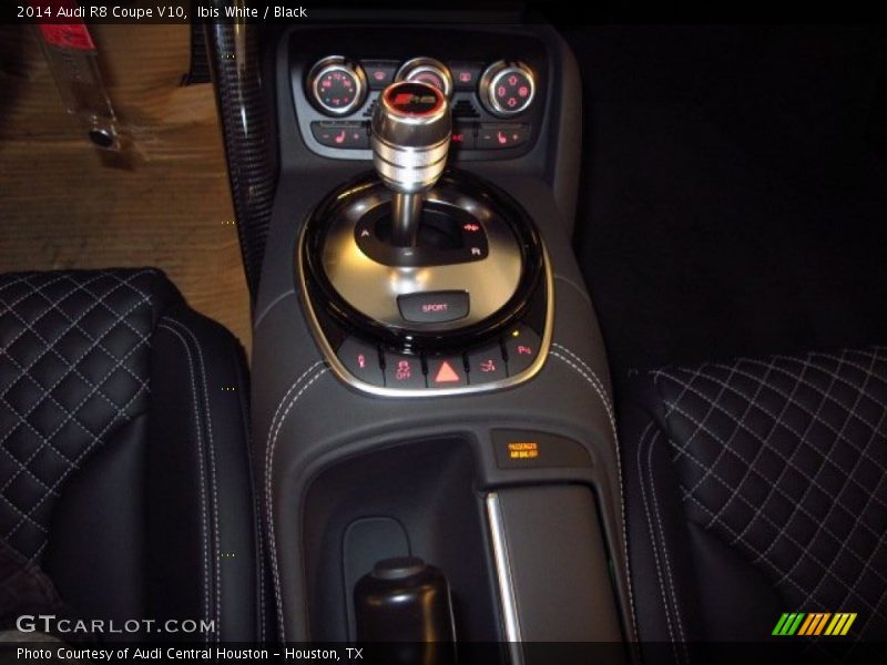  2014 R8 Coupe V10 7 Speed Audi S tronic dual-clutch Automatic Shifter