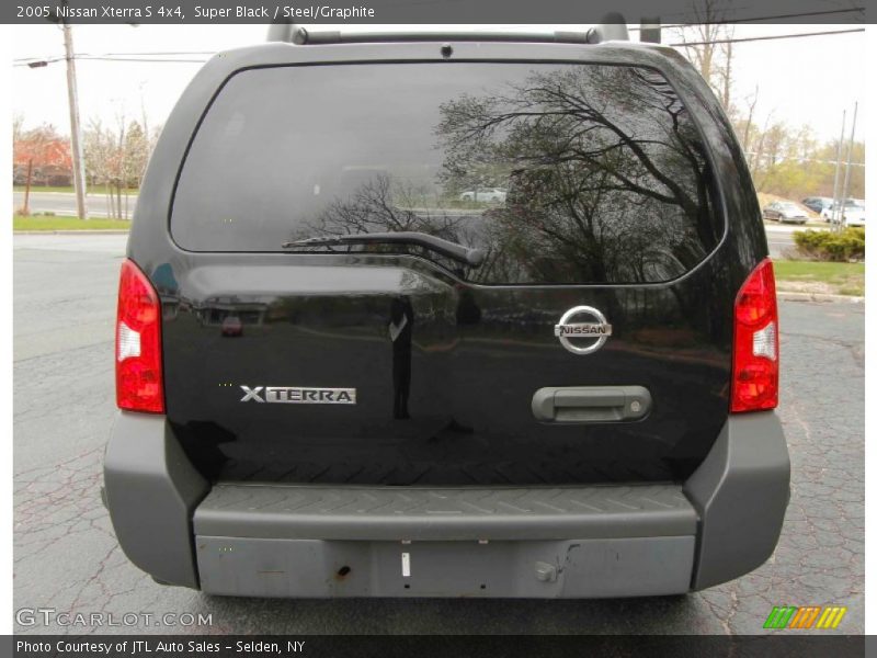 Super Black / Steel/Graphite 2005 Nissan Xterra S 4x4