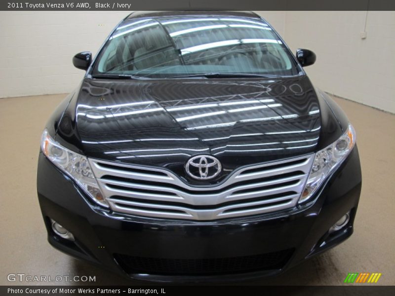 Black / Ivory 2011 Toyota Venza V6 AWD