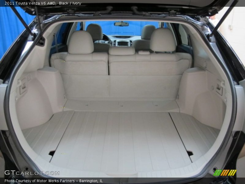 Black / Ivory 2011 Toyota Venza V6 AWD