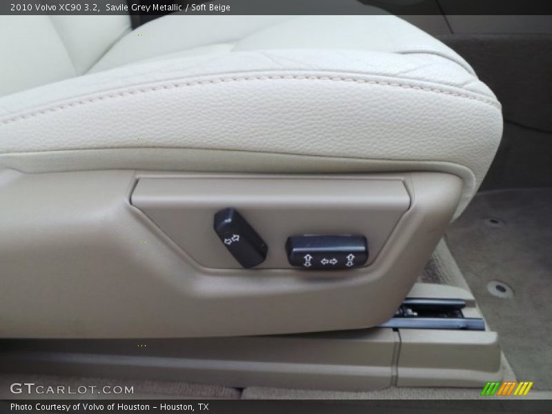 Savile Grey Metallic / Soft Beige 2010 Volvo XC90 3.2