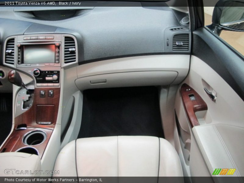 Black / Ivory 2011 Toyota Venza V6 AWD
