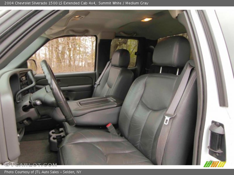 Summit White / Medium Gray 2004 Chevrolet Silverado 1500 LS Extended Cab 4x4