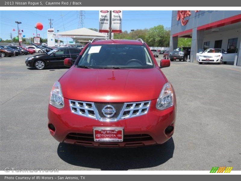 Cayenne Red / Black 2013 Nissan Rogue S