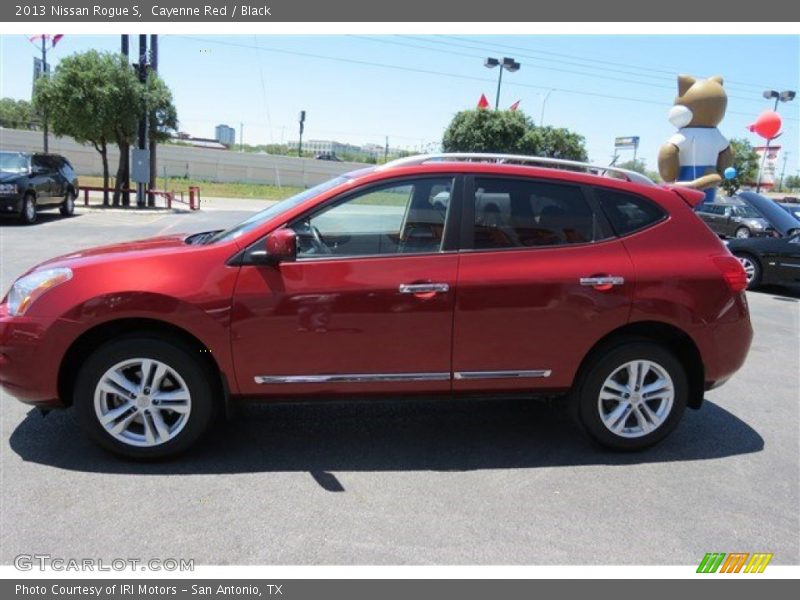 Cayenne Red / Black 2013 Nissan Rogue S
