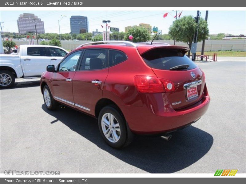 Cayenne Red / Black 2013 Nissan Rogue S