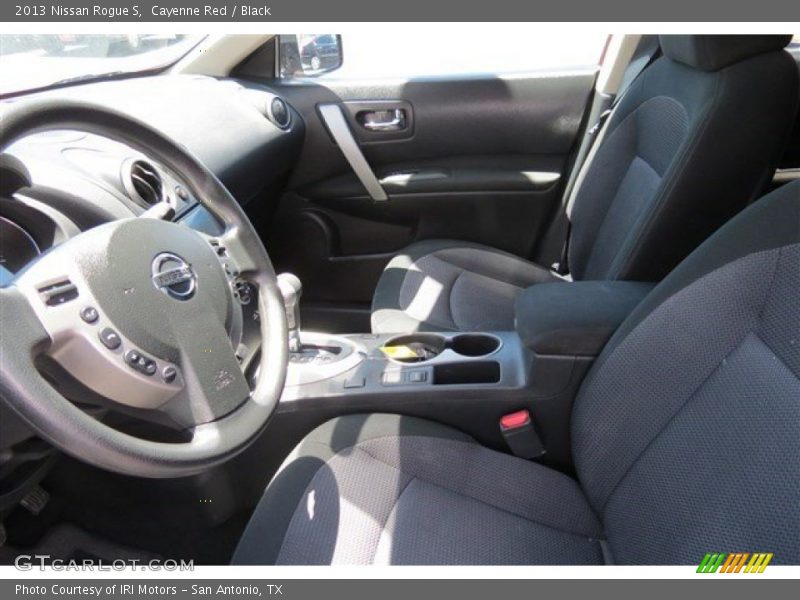 Cayenne Red / Black 2013 Nissan Rogue S