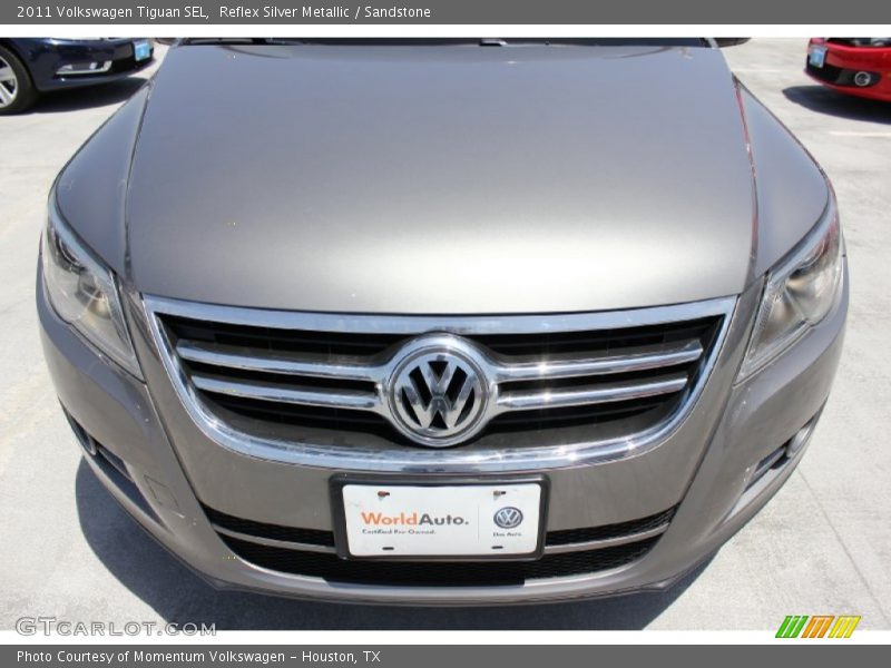 Reflex Silver Metallic / Sandstone 2011 Volkswagen Tiguan SEL
