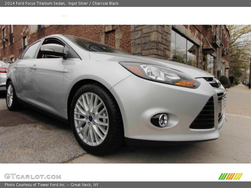 Ingot Silver / Charcoal Black 2014 Ford Focus Titanium Sedan