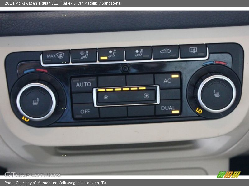 Reflex Silver Metallic / Sandstone 2011 Volkswagen Tiguan SEL
