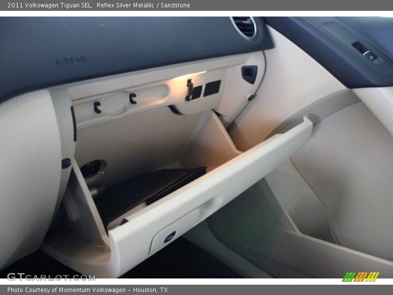 Reflex Silver Metallic / Sandstone 2011 Volkswagen Tiguan SEL