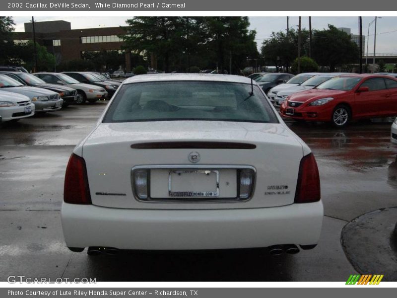 White Diamond Pearl / Oatmeal 2002 Cadillac DeVille Sedan
