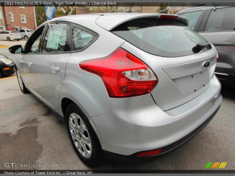 Ingot Silver Metallic / Charcoal Black 2012 Ford Focus SE 5-Door