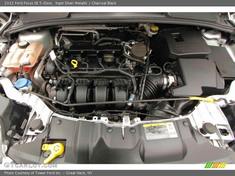Ingot Silver Metallic / Charcoal Black 2012 Ford Focus SE 5-Door