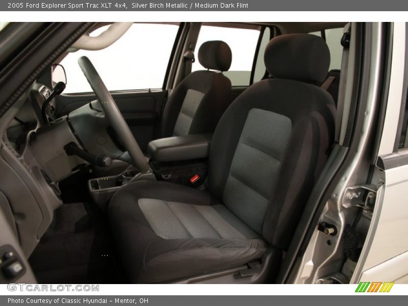 Silver Birch Metallic / Medium Dark Flint 2005 Ford Explorer Sport Trac XLT 4x4