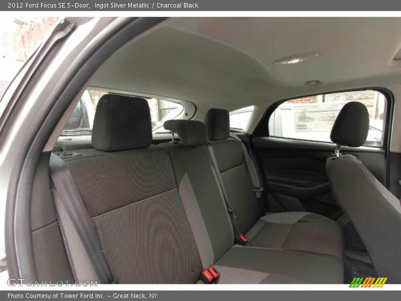 Ingot Silver Metallic / Charcoal Black 2012 Ford Focus SE 5-Door