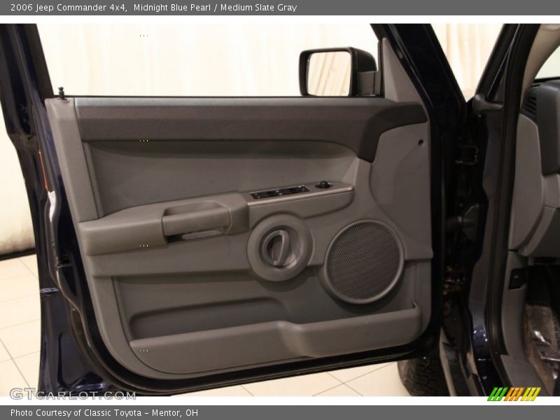 Midnight Blue Pearl / Medium Slate Gray 2006 Jeep Commander 4x4