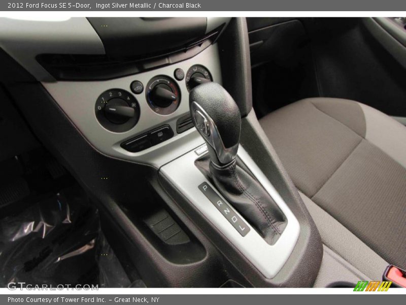 Ingot Silver Metallic / Charcoal Black 2012 Ford Focus SE 5-Door