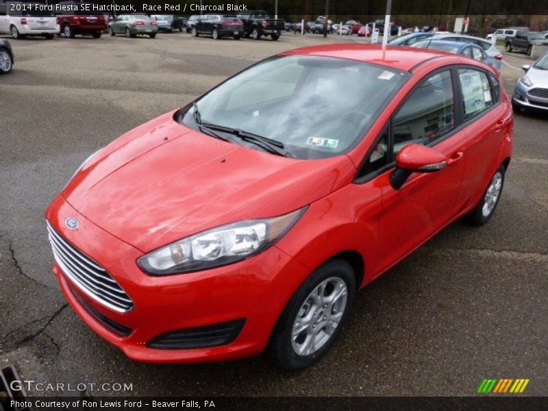 Race Red / Charcoal Black 2014 Ford Fiesta SE Hatchback