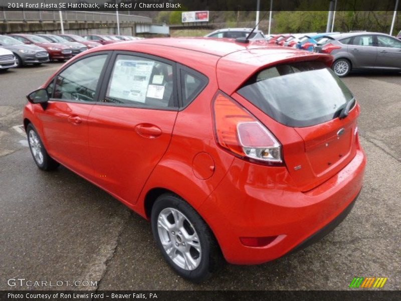 Race Red / Charcoal Black 2014 Ford Fiesta SE Hatchback
