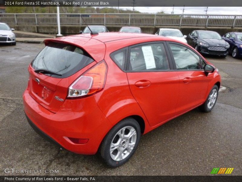 Race Red / Charcoal Black 2014 Ford Fiesta SE Hatchback