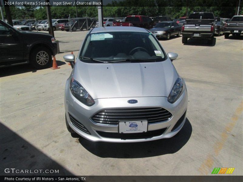 Ingot Silver / Charcoal Black 2014 Ford Fiesta S Sedan