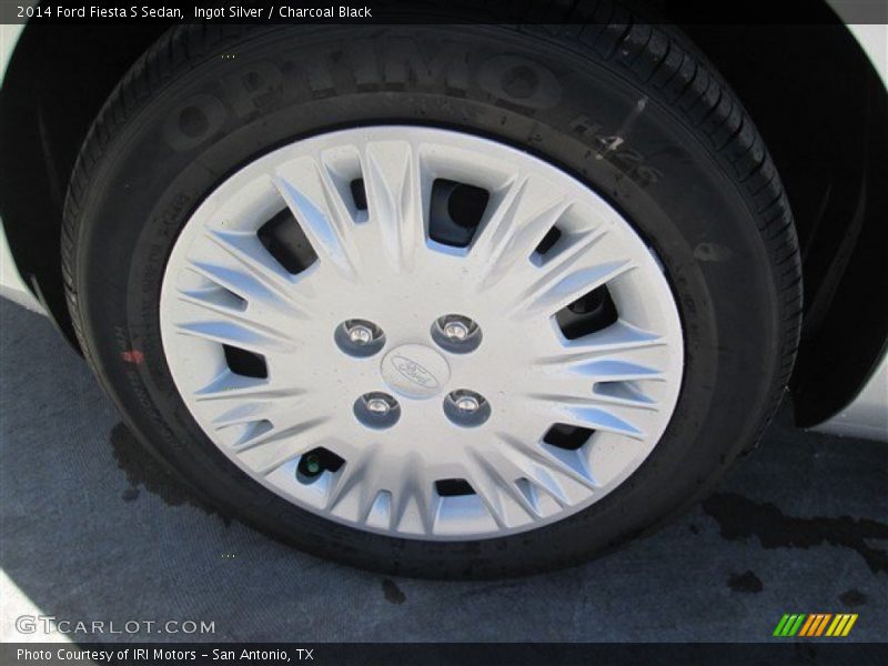 Ingot Silver / Charcoal Black 2014 Ford Fiesta S Sedan