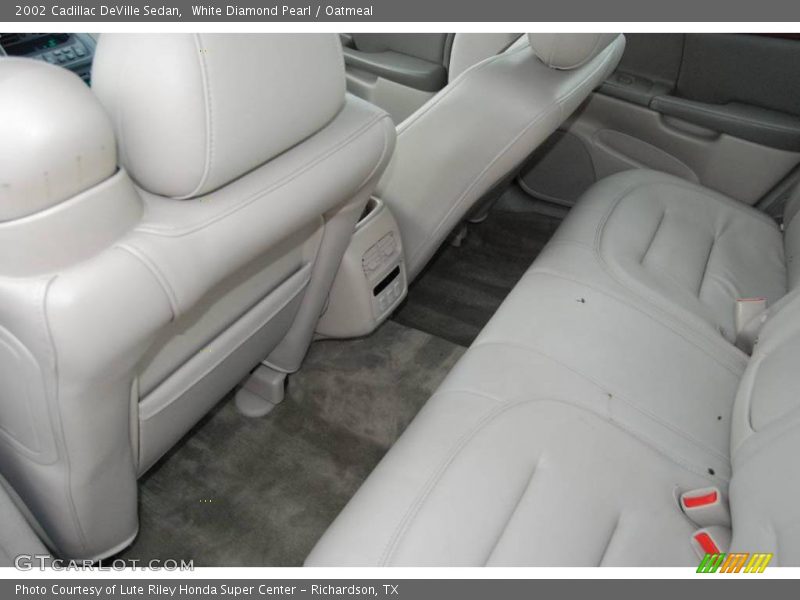 White Diamond Pearl / Oatmeal 2002 Cadillac DeVille Sedan