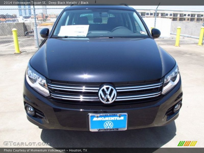 Deep Black Metallic / Black 2014 Volkswagen Tiguan SE