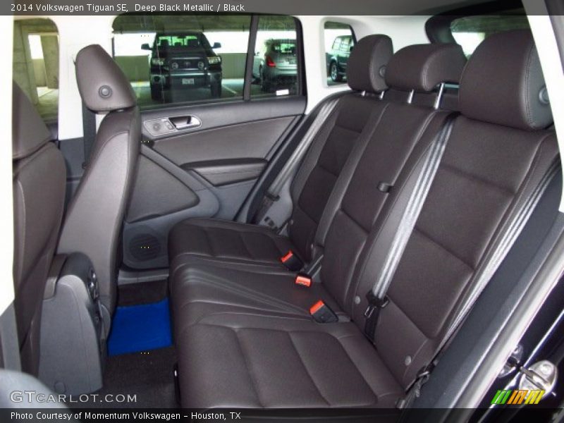 Deep Black Metallic / Black 2014 Volkswagen Tiguan SE