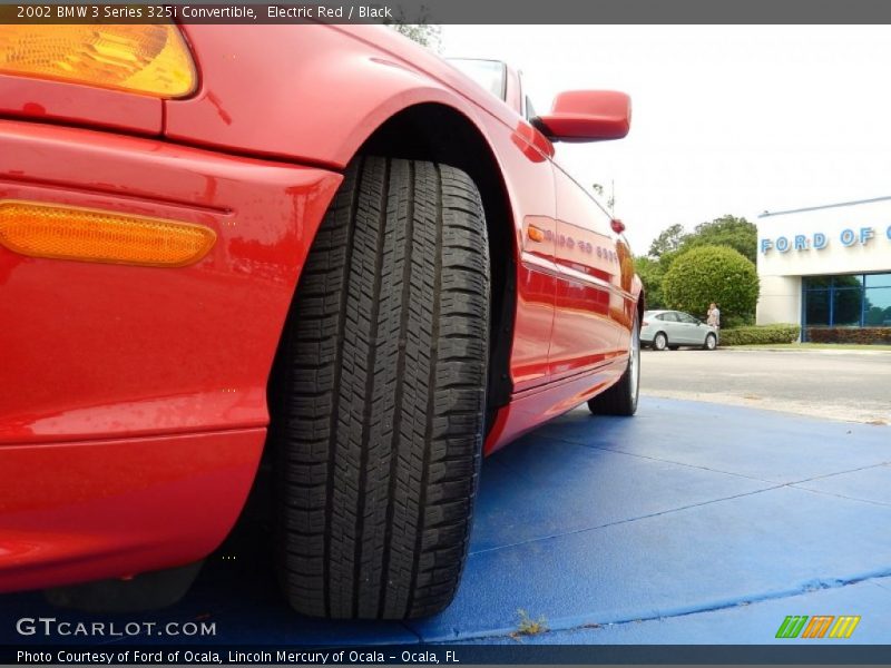 Electric Red / Black 2002 BMW 3 Series 325i Convertible