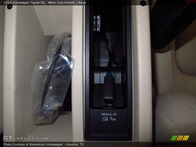 White Gold Metallic / Beige 2014 Volkswagen Tiguan SEL