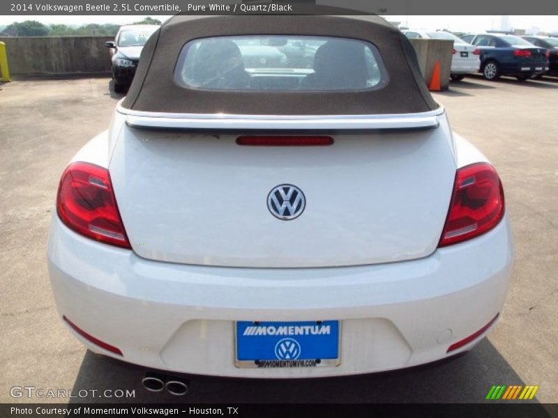 Pure White / Quartz/Black 2014 Volkswagen Beetle 2.5L Convertible