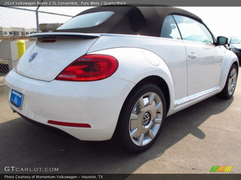 Pure White / Quartz/Black 2014 Volkswagen Beetle 2.5L Convertible