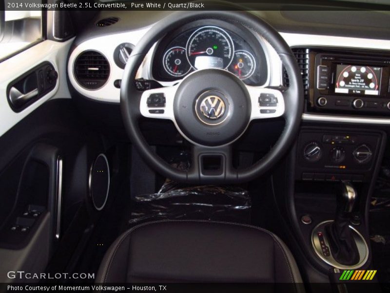 Pure White / Quartz/Black 2014 Volkswagen Beetle 2.5L Convertible
