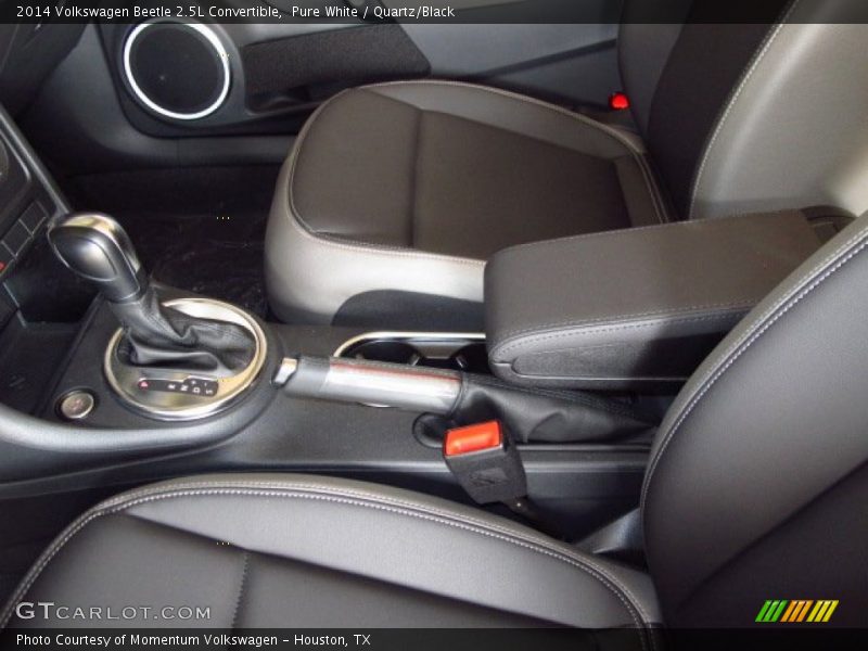 Pure White / Quartz/Black 2014 Volkswagen Beetle 2.5L Convertible