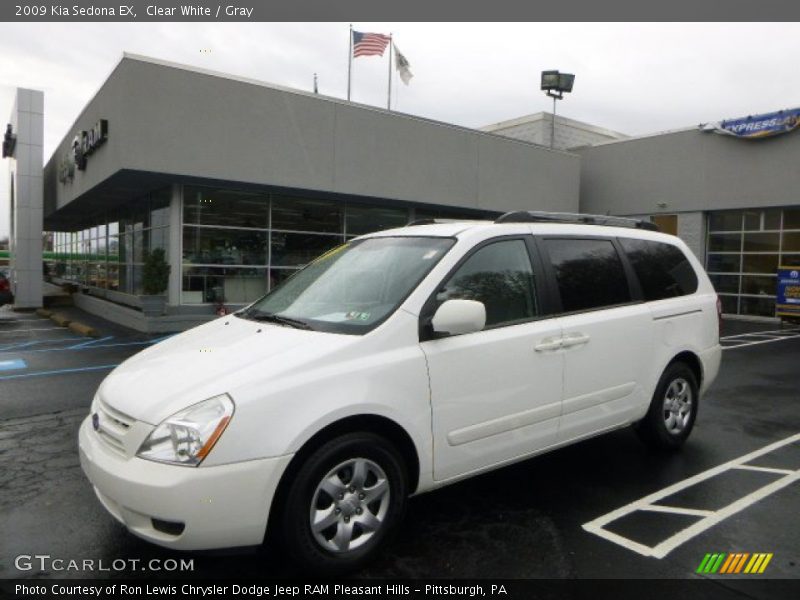 Clear White / Gray 2009 Kia Sedona EX