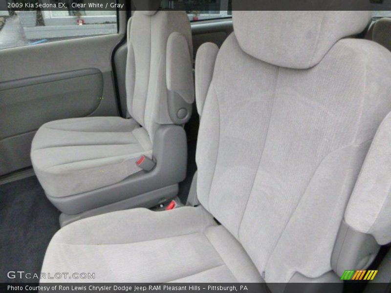 Clear White / Gray 2009 Kia Sedona EX