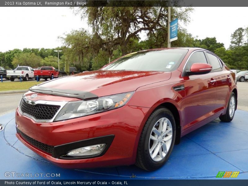 Front 3/4 View of 2013 Optima LX