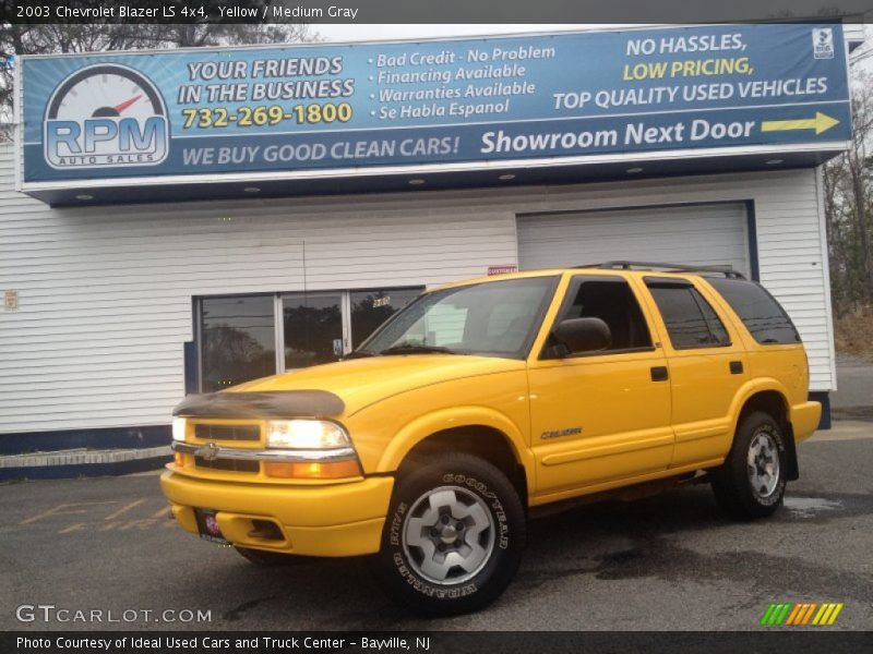 Yellow / Medium Gray 2003 Chevrolet Blazer LS 4x4